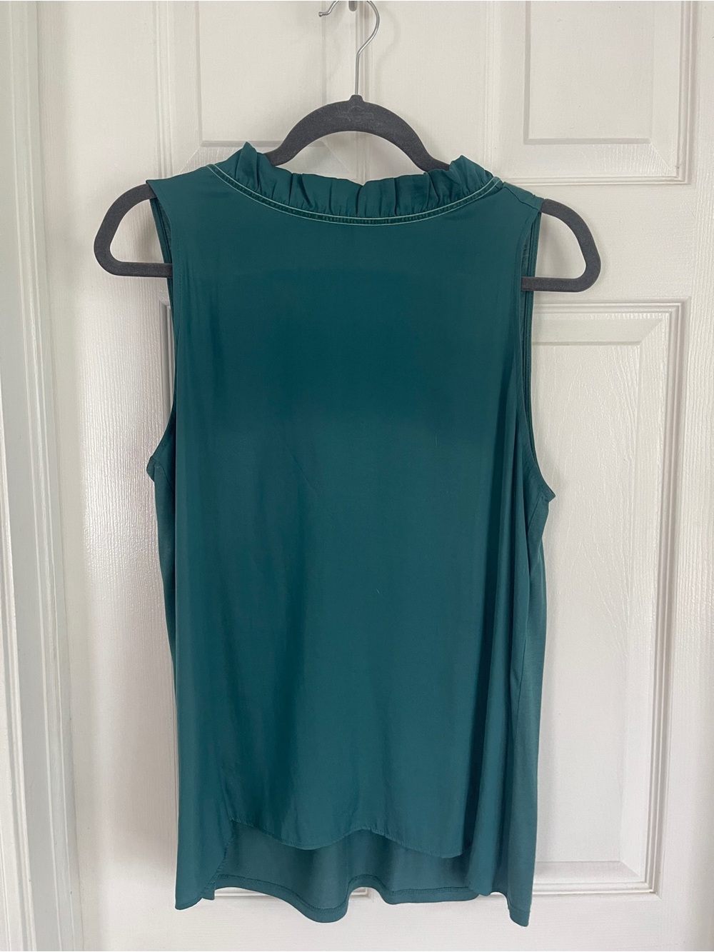 LOFT Sleeveless Ruffle-Neck Camisole in Teal Green